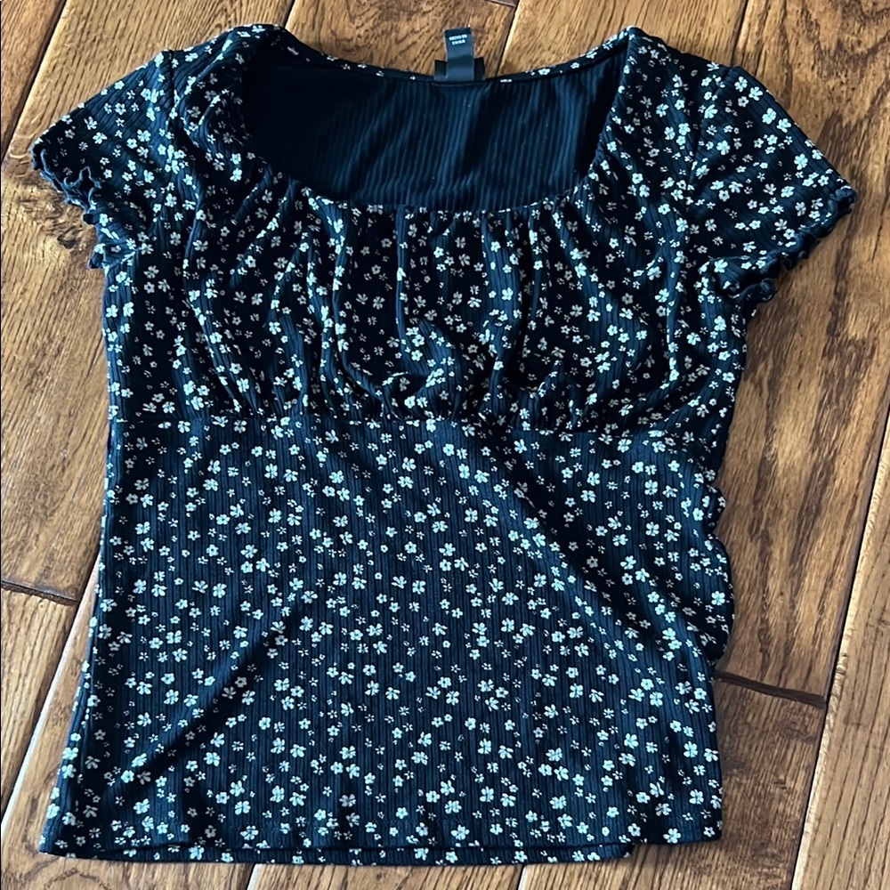 Floral Black Top girls 10/12